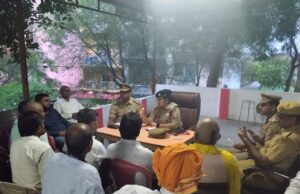 बारा थाना परिसर में नवरात्रि व दशहरा को लेकर पीस कमेटी की बैठक संपन्न