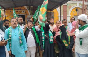 एमआईएम प्रदेश अध्यक्ष के विरुद्ध धमकी देना एवं जान माल पर हमला होने को लेकर मुख्यमंत्री के नाम ज्ञापन