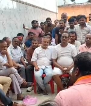 दुर्गा पूजा संचालन समिति के अध्यक्ष पद को लेकर शोहरतगढ़ में विवाद