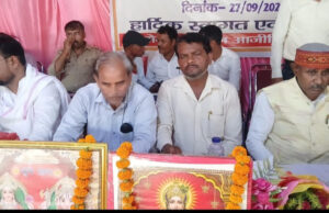 समूह से जुड़कर महिलाएं हो रहीं जागरूक व आत्मनिर्भरदृकोरांव विधायक राजमणि उड़ान आजीविका महिला संकुल संघ की वार्षिक आम सभा न्याय पंचायत,खीरी में संपन्न