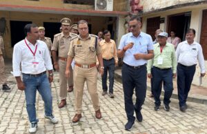 डीएम और एसएसपी ने किया परीक्षा केंद्रों का निरीक्षण
