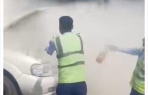 टोल पर बाल-बाल बची टाटा सफारी, अचानक लगी आग