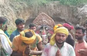 गंगा संरक्षण के तहत गणेश प्रतिमाओं का कराया गया भू -विसर्जन