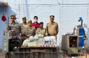 नकली पान – मसाला व तम्बाकू बनाने वाली फैक्ट्री के उपकरणों के साथ अभियुक्त गिरफ्तार
