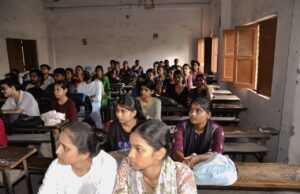 विश्व आत्महत्या रोकथाम दिवस पर संगोष्ठी हुआ का आयोजन