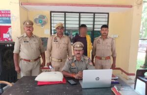 पुलिस ने अवैध तमंचा व गांजा सहित दो लोगों को गिरफ्तार कर भेजा जेल