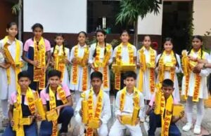 सरस्वती बाल मंदिर में हुआ मेधावी छात्रों का सम्मान
