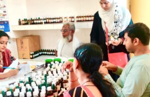 होम्योपैथी चिकित्साधिकारी डॉ. स्वाति मिश्रा से शीबू खान की वार्तालाप