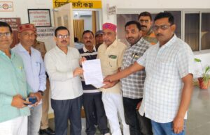 ग्रामीण पत्रकार एसोसिएशन ने एसडीएम को सात सूत्रीय ज्ञापन सौंपा