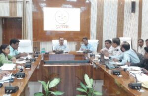 डीएम ने राष्ट्रीय पोषण माह समीक्षा बैठक में दिए सख्त निर्देश