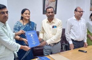 डॉ0 श्वेता द्विवेदी को डॉक्टेट की उपाधि मिलने पर जतायी गयी खुशी