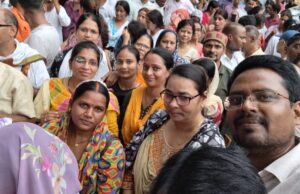 शिक्षकों के लिए TET परीक्षा क्वालीफाई करना अनिवार्य किए जाने पर शिक्षकों में आक्रोश, सौंपा ज्ञापन