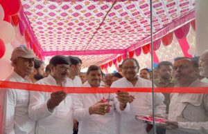 सैफई में राधे श्याम टीवीएस शोरूम का शुभारंभ