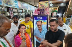 जीएसटी दर कम होने पर भाजपा जिलाध्यक्ष एवं सदर विधायक ने दी जानकारी