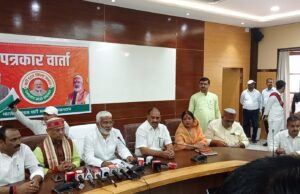 घटी जी०एस०टी० मिला उपहार, धन्यवाद मोदी सरकार