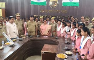 धाता में मिशन शक्ति फेज 5 के तहत महिलाओं व बालिकाओं की सुरक्षा और जागरूकता गोष्ठी आयोजित