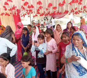 नवरात्रि के तीसरे दिन मां चंद्रघंटा की हुई पूजा, भक्तों ने मांगी मन्नतें