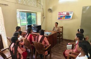 मिशन शक्ति अभियान के तहत लालगंज व सांगीपुर में छात्राओं को दी गई जागरूकता