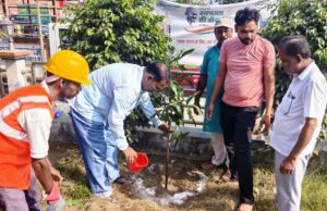 स्वच्छता अभियान को लेकर दी गई जागरूता, किया गया पौधरोपण