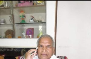 बाथरूम जाने और कपड़े बदलने के लिए बन कर रह गया है कुशीनगर हवाई अड्डा: ब्रह्माशंकर त्रिपाठी