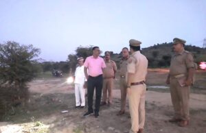 जिलाधिकारी और एसएसपी ने विसर्जन स्थल का किया निरीक्षण
