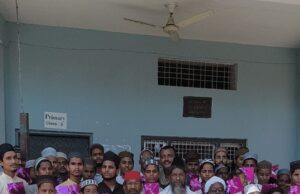मदरसे के टॉपर छात्र-छात्राओं को विधायक ने किया सम्मानित