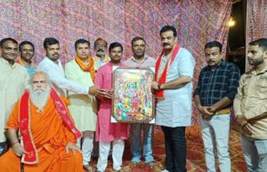 डॉ. संदीप सरावगी ने की तीन प्रमुख आयोजनों में माँ दुर्गा की आरती