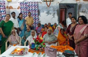 संपूर्णानंद संस्कृत विश्वविद्यालय दीक्षांत समारोह के पूर्व संध्या ’वृद्ध आश्रम में महिलाओं का योगदान सारगर्भित है:प्राचार्य प्रो नीलम गुप्ता’