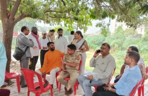 सालिमपुर से नपा का इंटरलाकिग फर्स, झूला व व्यायाम संबंधित यंत्र हटा