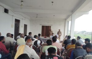 एसडीएम ने चैपाल लगाकर ग्रामीणों की सुनी समस्याएं