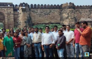 सी.एम.पी महाविद्यालय के मध्यकालीन इतिहास के छात्रों ने जाना जौनपुर का इतिहास