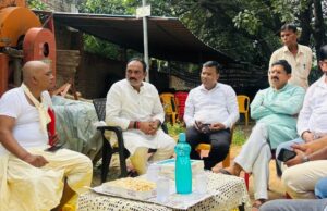 महानगर मंत्री के पिता के निधन पर व्यक्त की शोक संवेदना