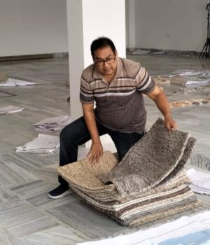 अमेरिकी टैरिफ से थम सा गया है कालीन उद्योग का पहिया