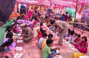 पुलिस विभाग ने नवरात्रि के अंतिम दिन कराया गया कन्या भोज का आयोजन