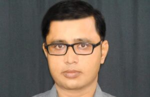 जेई विनय कुमार वैश्व को प्रशस्ति पत्र से किया गया सम्मानित