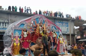 शांतिपूर्ण ढंग से संपन्न हुआ दुर्गा प्रतिमाओं का विसर्जन