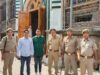 जुमे की नमाज को लेकर पुलिस प्रशासन अलर्ट किया पैदल गश्त