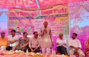 रारी गांव में हुआ दशहरा मिलन व बुजुर्ग सम्मान समारोह, 200 बुजुर्ग हुए सम्मानित