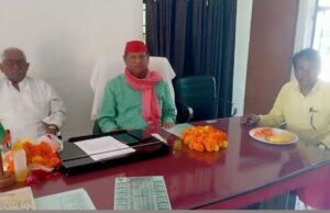 सपा सांसद नारायण दास अहिरवार द्वारा केन्द्रीय शिक्षा मंत्री को गत वर्ष पत्र भेज कर की मुख्यालय उरई पर केन्द्रीय विद्यालय खोले जाने की मांग
