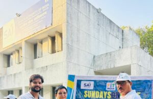 फिट इंडिया मिशन: अध्यापकों ने निकाली जागरूकता रैली, स्वास्थ्य के लिए दिया संदेश