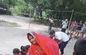 शिव शक्ति मित्र मंडल द्वारा दुर्गा पूजा पर विशाल भंडारे का आयोजन