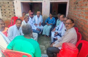 कम्युनिस्ट पार्टी के नेताओं ने हरिओम वाल्मीकि के घर पहुंच दिया सांत्वना