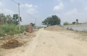 कच्चे रोड को पक्का कराए जाने की मांग
