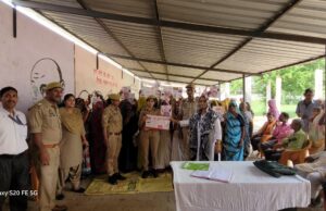 मिशन शक्ति 5.0 : महिला सुरक्षा व साइबर सुरक्षा पर इटावा पुलिस का जागरूकता अभियान