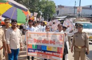हुसैनगंज पुलिस ने नारी शक्ति अभियान के तहत किया जागरूक