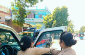 चेकिंग अभियान के दौरान ब्लैक फिल्म, हूटर व प्रेसर हार्न लगे वाहनों के विरुद्ध की गई कार्रवाई