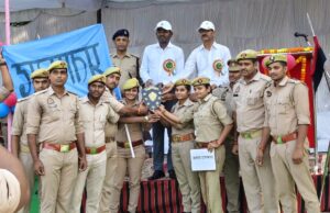 अनतर्रजनपदीय शूटिंग प्रतियोगिता मे प्रतापगढ पुलिस ने यू पी मे दूसरा स्थान प्राप्त किया