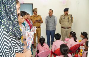 मिशन शक्ति सराहनीय पहल डीएम व एसएसपी भरथना पर किया क्रेच का शुभारंभ