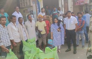 जिलाधिकारी की सख्ती से किसानों को मिली राहत, निर्धारित दरों पर 300 टन डीएपी खाद का पारदर्शी वितरण