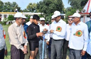 एथलेटिक्स जनपद युवक समारोह में खिलाड़ियों ने दिखाया अपना दम